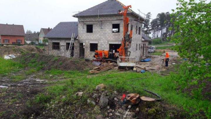 Forage sur chantier de construction Esserval-Tartre