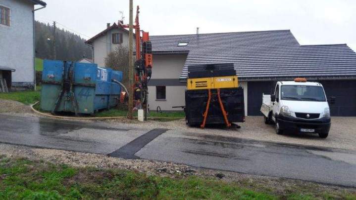 Matériel entreprise de forage Esserval-Tartre